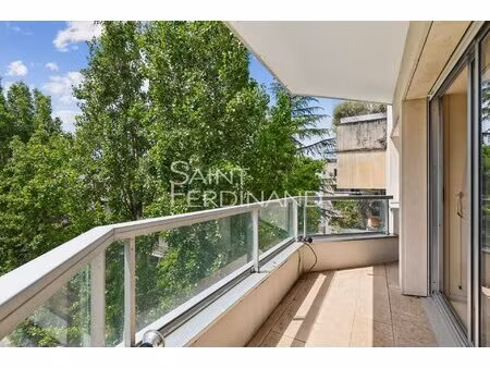 neuilly pasteur 2/3 chambres large balcon