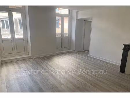 location appartement 5 pièces 136 m² à saint-girons (09200)  745 €