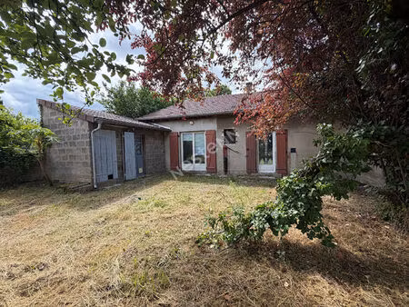 maison avec deux chambres proche du centre de louhans