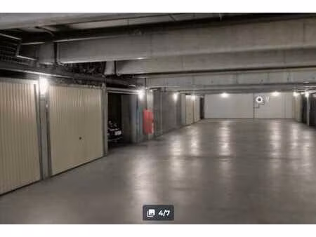 box de garage à louer woluwe-saint-lambert