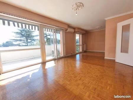 appartement 3 pièces 79 m²