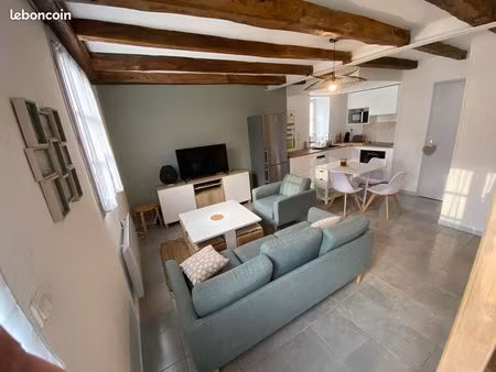 t3 duplex meublé plein centre