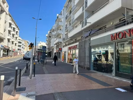vente locaux professionnels 0 pièces 120 m² à antibes (06600)  325 000 €