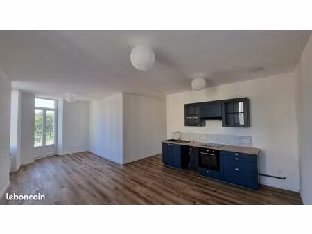 t5 ave terrasse privée et jardin collectif