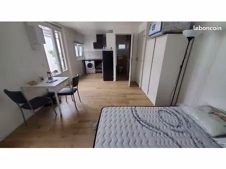 a louer studio meublé