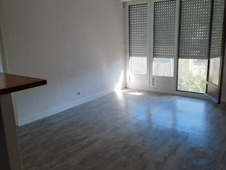 appartement f2 proche gare