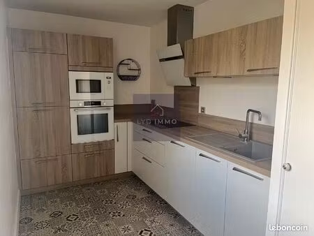 appartement 3 pièces 64 m²