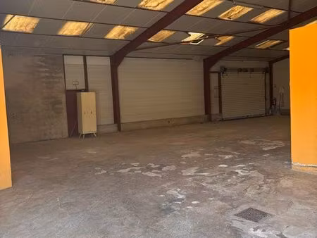 local 370 m2