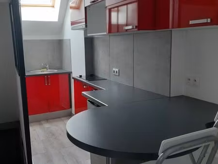 studio meublé de 23.31m2 (hors loi carrez) 16.35m2 loi carrez  centre-ville d’auxerre