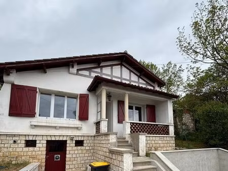 maison basque avec terrasses et vue dégagé sur agen– quartier st esprit