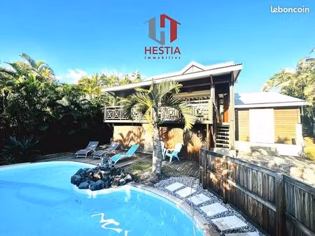 villa 5 pièces 151 m²