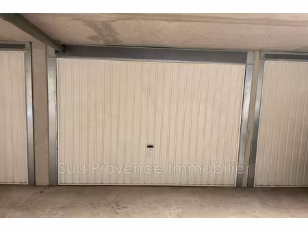 vente parking 18 m² à antibes (06600)  33 000 €