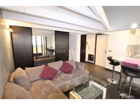location studio meublé saint-sylvestre avec terrasse