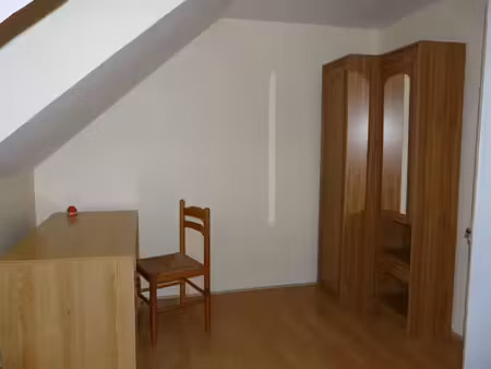 location meublée appartement 1 pièce 16 m² à chateauroux (36000)  354 €