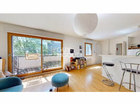 appartement 2 pièces 48 m² ? les lilas centre-ville ? métro mairie des lilas ? dpe c
