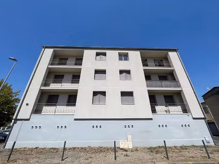 location appartement 4 pièces 66 m² à montauban (82000)
