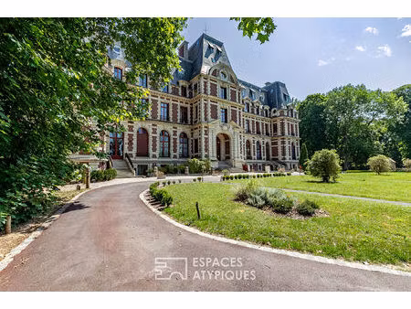bel appartement haussmannien au coeur du château de villette
