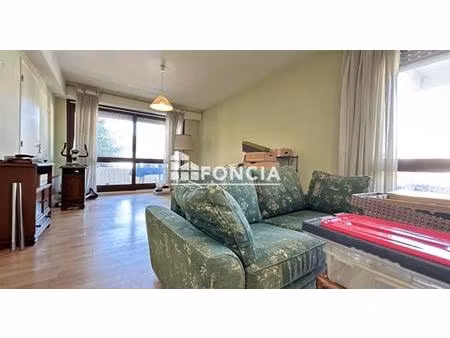 charmant appartement de 64 m² avec terrasses et garage à villeneuve-sur-lot