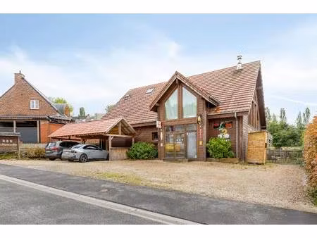 charmant huis met gastenverblijf te koop in brakel