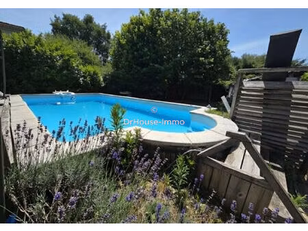 grande maison familiale 5 chambres avec piscine sur environ 720 m² de terrain - sainte-hél