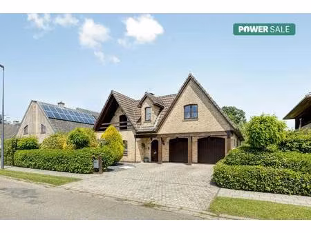 karaktervolle woning te koop op toplocatie in willebroek