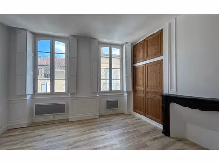 location appartement  m² t-2 à aire-sur-l'adour  516 €