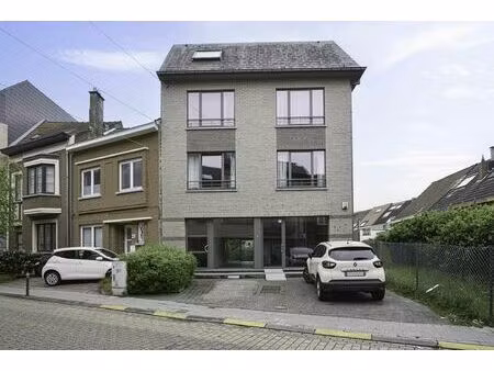 surface commerciale à louer à potaardestraat 19 woluwe-saint-pierre (vbe35427)