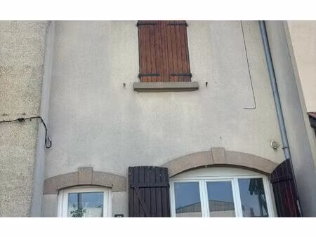 location maison  67.79 m² t-4 à beautor  510 €