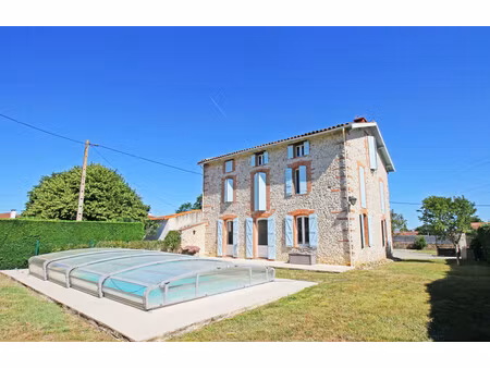 maison à vendre à la tour-du-crieu (09100) - ariège