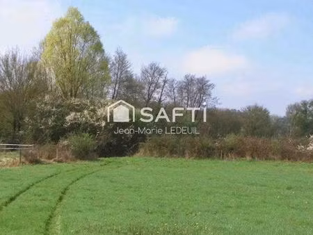 terrain à bâtir  libre de constructeur.