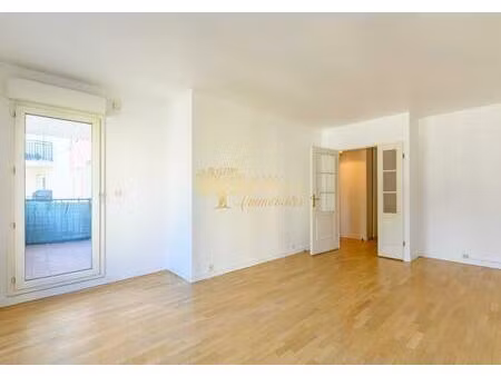 appartement 47 m² avec terrasse  proche commerces et transports