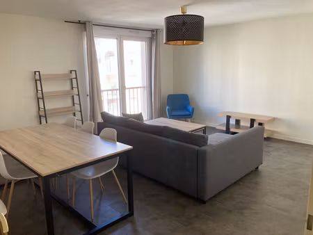 appartement t3 de 71 m2 avec parking  cave et balcon