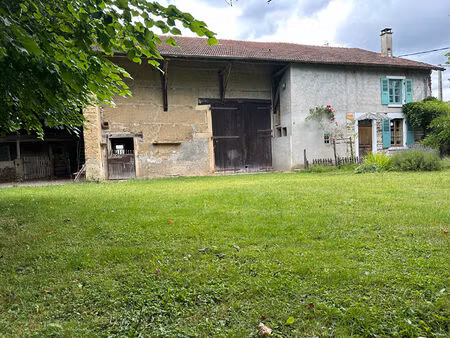 artas  corp de ferme à rénover.