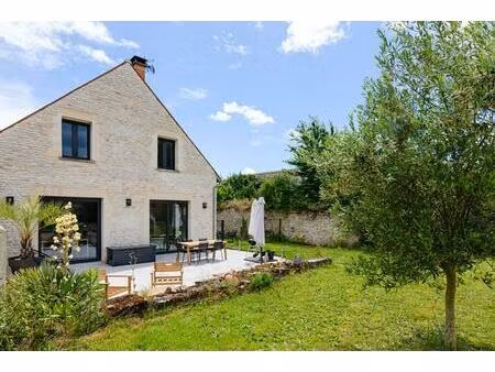 ancien corps de ferme et sa dépendance réaménagée en espace ultra fonctionnel sans travaux