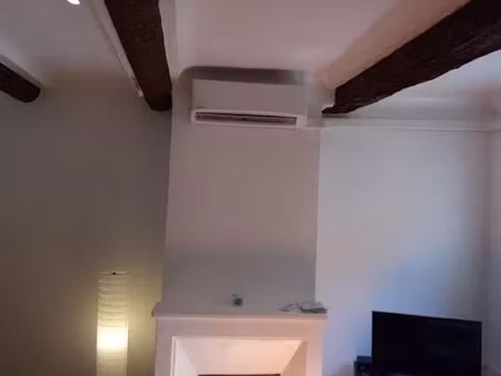 location meublée appartement 3 pièces 78 m² à aix-en-provence (13090)  1 400 €