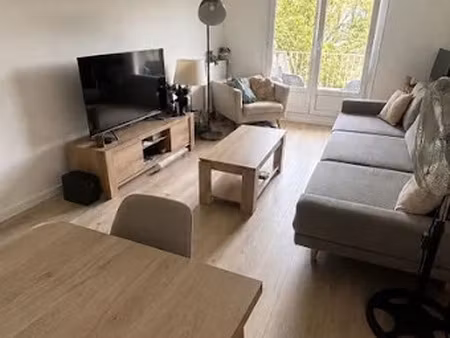 location appartement 3 pièces 66 m² à massy (91300)  1 390 €