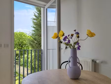 location meublée appartement 2 pièces 43 m² à villeneuve-la-garenne (92390)  1 310 €