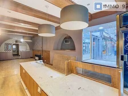 rez de chaussée commercial avec habitation