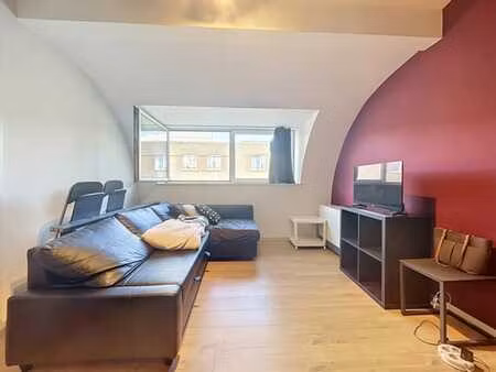 spacieux appartement situé en plein centre de gand