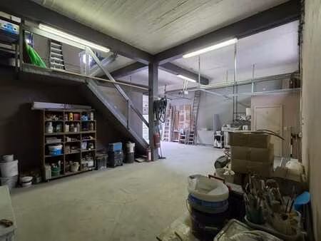 vlot bereikbaar atelier/opslagruimte te koop