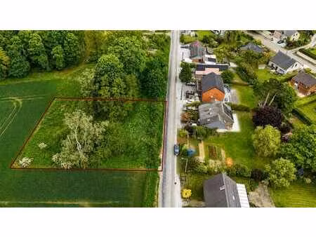 terrain à bâtir de 18 ares à hanzinne  possibilité de deux h