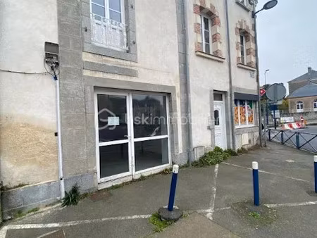 location locaux professionnels 2 pièces 66 m² à mayenne (53100)  780 €