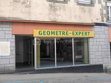 location locaux professionnels 3 pièces 116 m² à mayenne (53100)  900 €