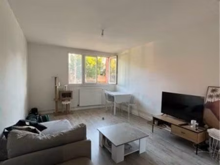 vend f3 rdc surélevé  meublé