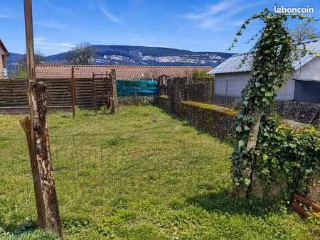 terrain 685 m² montalieu vercieu