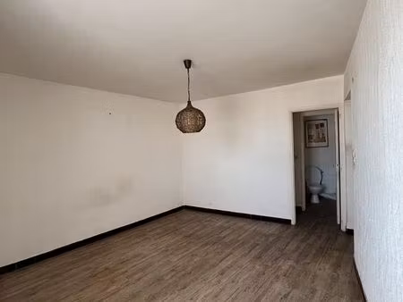 logement lumineux 3 pièces - alès centre