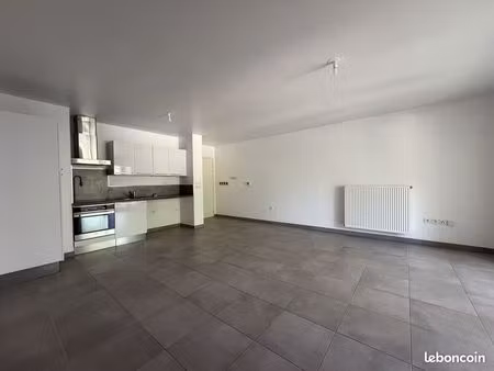 appartement 3 pièces 66 m²