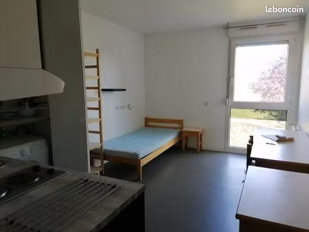 loue appartement 20m2 pour étudiant