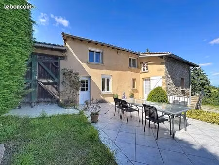 maison 8 pièces 191 m²