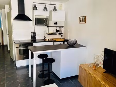 studio meublé tout inclus 28m² – seulement étudiant (bail sept à juin)